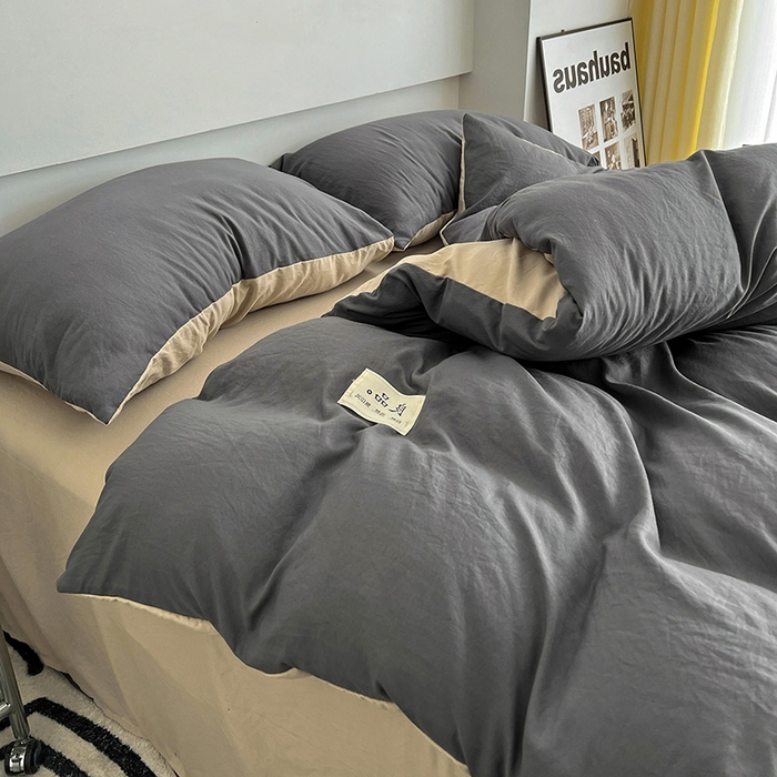 91家纺网 家纺一手货源 找家纺 优色良品家纺 2023新款博主风90克超柔水洗棉双拼四件套 深灰+中驼