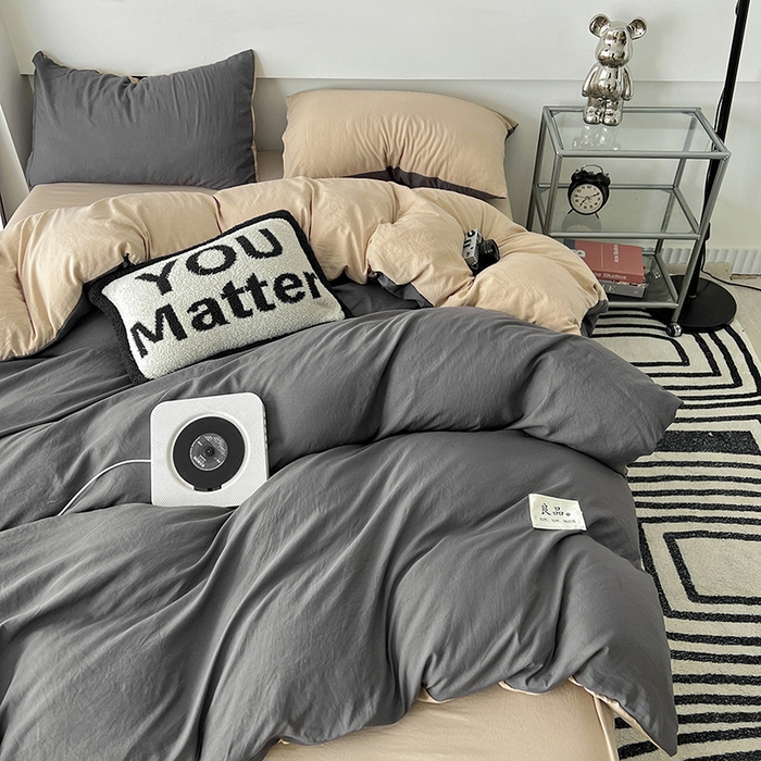 91家纺网 家纺一手货源 找家纺 优色良品家纺 2023新款博主风90克超柔水洗棉双拼四件套 深灰+中驼