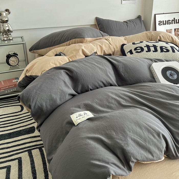 91家纺网 家纺一手货源 找家纺 优色良品家纺 2023新款博主风90克超柔水洗棉双拼四件套 深灰+中驼