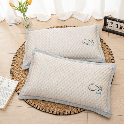 91家纺网 家纺一手货源 找家纺 （总）织布人 2023新款 心形凉感豆豆宽边枕