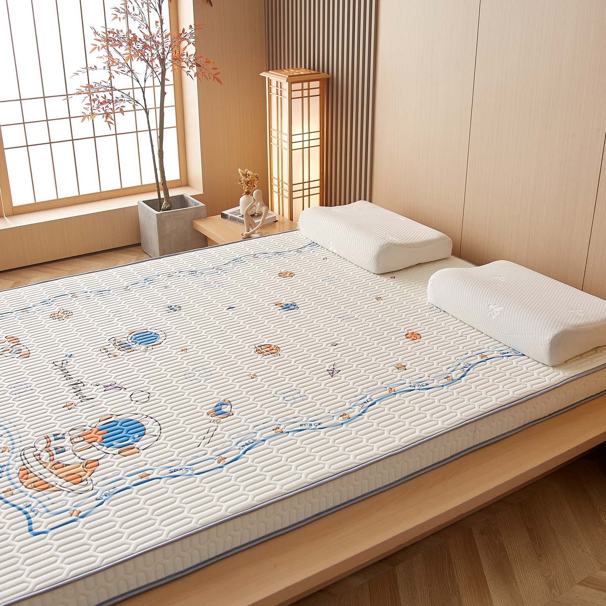 91家纺网 家纺一手货源 找家纺 时奥2023新款凉感丝床垫 宇航员