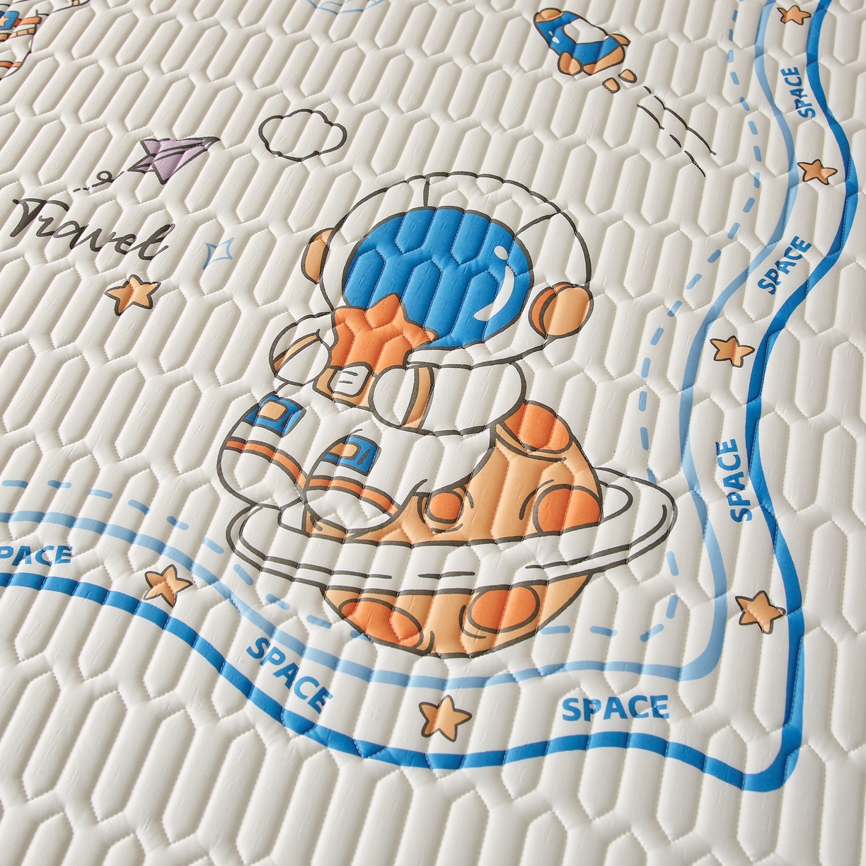 91家纺网 家纺一手货源 找家纺 时奥2023新款凉感丝床垫 宇航员