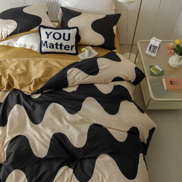 91家纺网 家纺一手货源 找家纺 畅畅 2023新款13372全棉印花四件套纯棉直播 黑色波纹