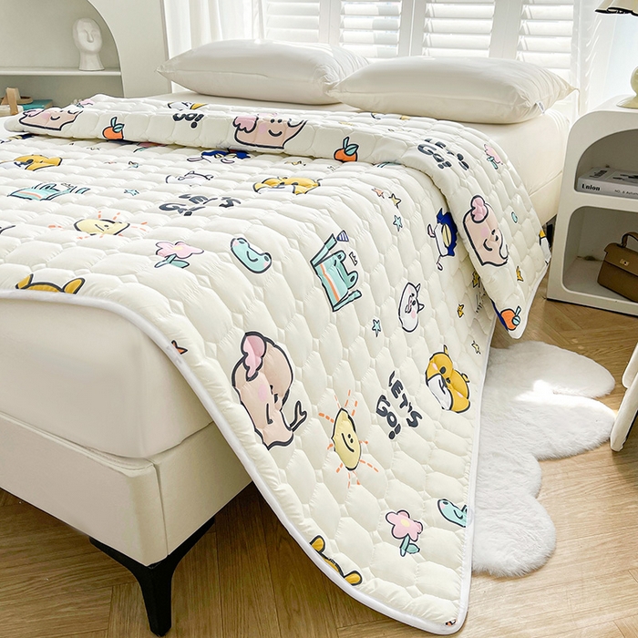 91家纺网 家纺一手货源 找家纺 富威堡2023新款A类棉花床垫床褥子床护垫夹棉防滑可机洗床盖床垫软席款 快乐家族