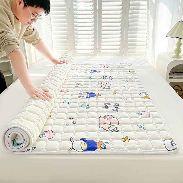 91家纺网 家纺一手货源 找家纺 富威堡2023新款A类棉花床垫床褥子床护垫夹棉防滑可机洗床盖床垫软席款 快乐家族