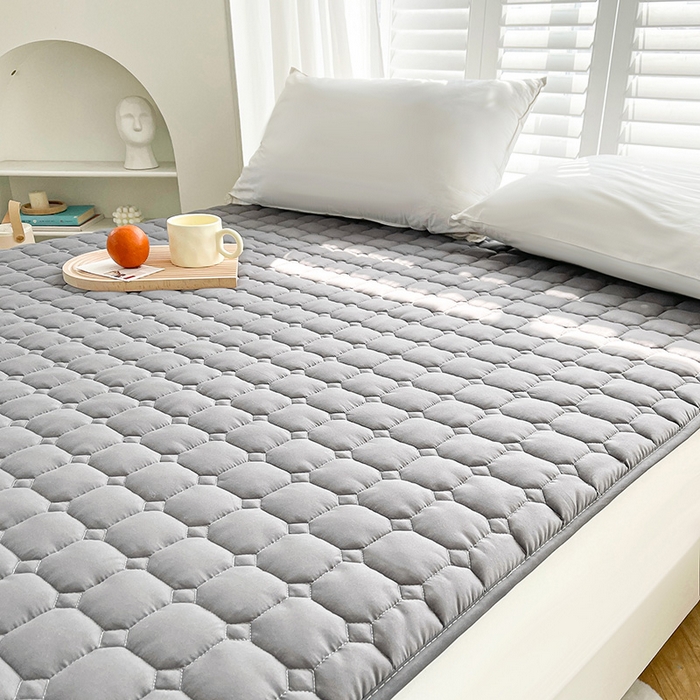 91家纺网 家纺一手货源 找家纺 富威堡2023新款A类棉花床垫床褥子床护垫夹棉防滑可机洗床盖床垫软席款 灰色