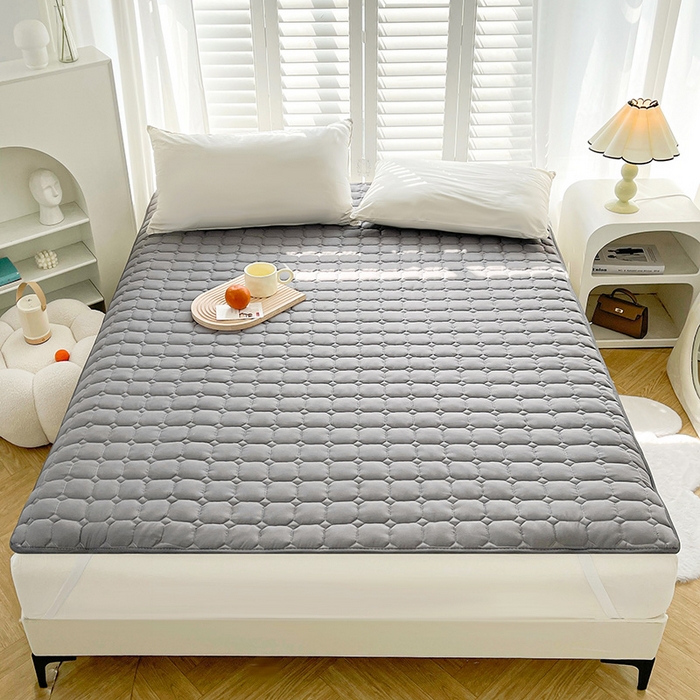 91家纺网 家纺一手货源 找家纺 富威堡2023新款A类棉花床垫床褥子床护垫夹棉防滑可机洗床盖床垫软席款 灰色