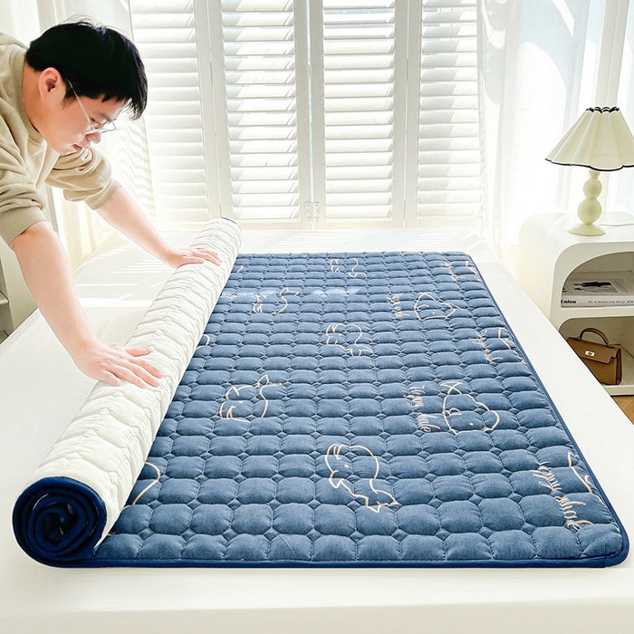 91家纺网 家纺一手货源 找家纺 富威堡2023新款A类棉花床垫床褥子床护垫夹棉防滑可机洗床盖床垫软席款 小鲸鱼