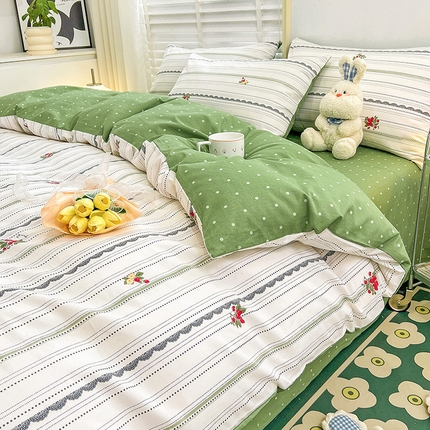 捌月 2023新款13372全棉四件套竖纹印花系列 草莓园