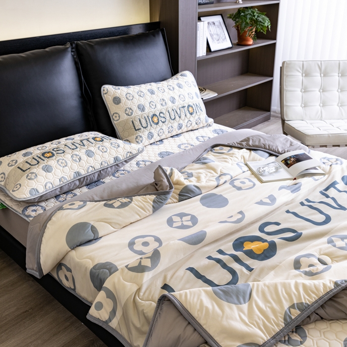 91家纺网 家纺一手货源 找家纺 摩卡 2024新品冰激凌大豆夏被 摩登