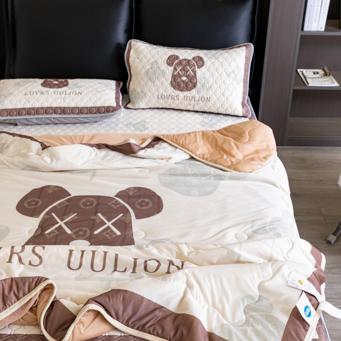 91家纺网 家纺一手货源 找家纺 摩卡 2024新品冰激凌大豆夏被 熊头咖