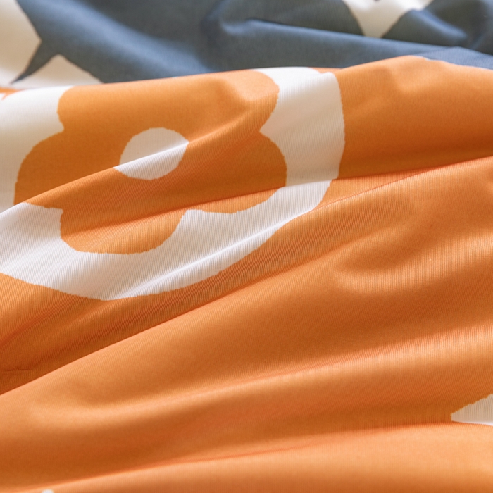 91家纺网 家纺一手货源 找家纺 摩卡 2024新品冰激凌大豆夏被 熊头橙