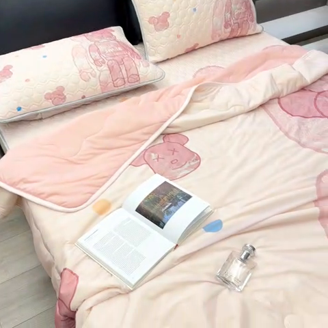 91家纺网 家纺一手货源 找家纺 摩卡 2024新品冰激凌大豆夏被 流沙