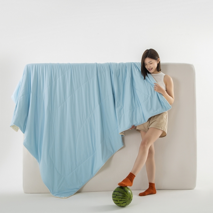 91家纺网 家纺一手货源 找家纺 佳居缘 2023新款A类冰川凉感瓜瓜被（锦氨） 天空蓝