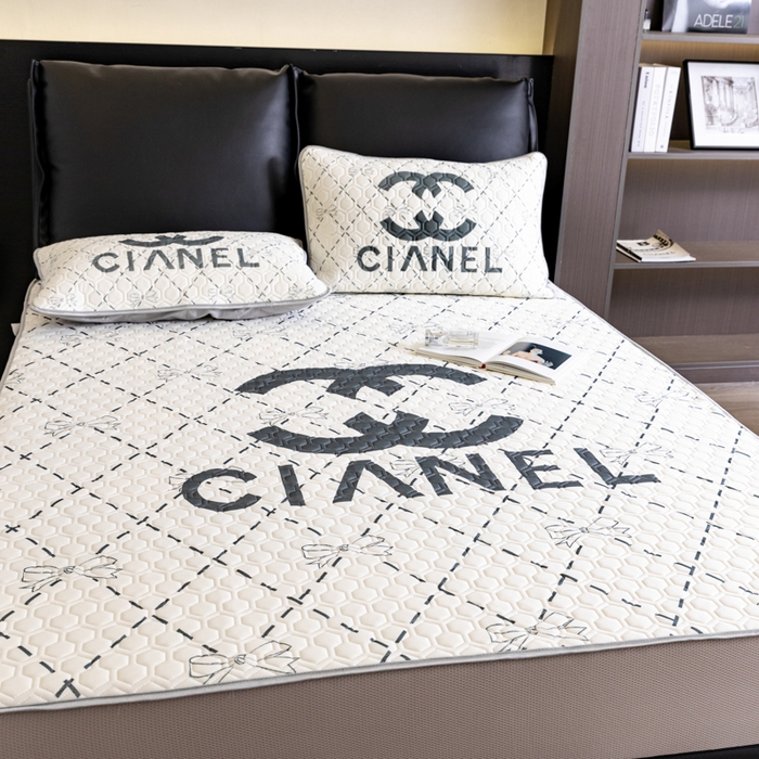 91家纺网 家纺一手货源 找家纺 摩卡 2024新品凉感丝床笠乳胶凉席三件套 可可小姐