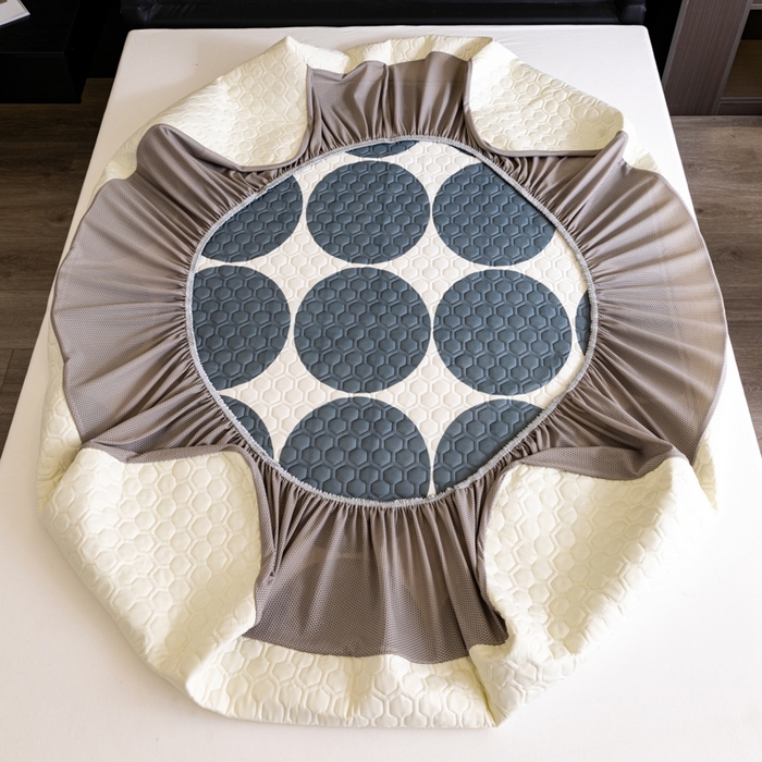 91家纺网 家纺一手货源 找家纺 摩卡 2024新品凉感丝床笠乳胶凉席三件套 圆舞曲