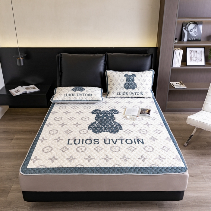 91家纺网 家纺一手货源 找家纺 摩卡 2024新品凉感丝床笠乳胶凉席三件套 熊仔白