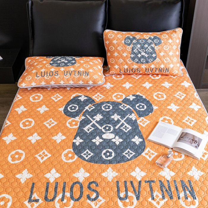 91家纺网 家纺一手货源 找家纺 摩卡 2024新品凉感丝床笠乳胶凉席三件套 熊头橙