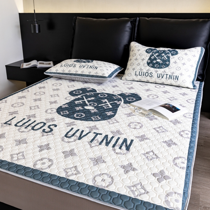 91家纺网 家纺一手货源 找家纺 摩卡 2024新品凉感丝床笠乳胶凉席三件套 熊头白