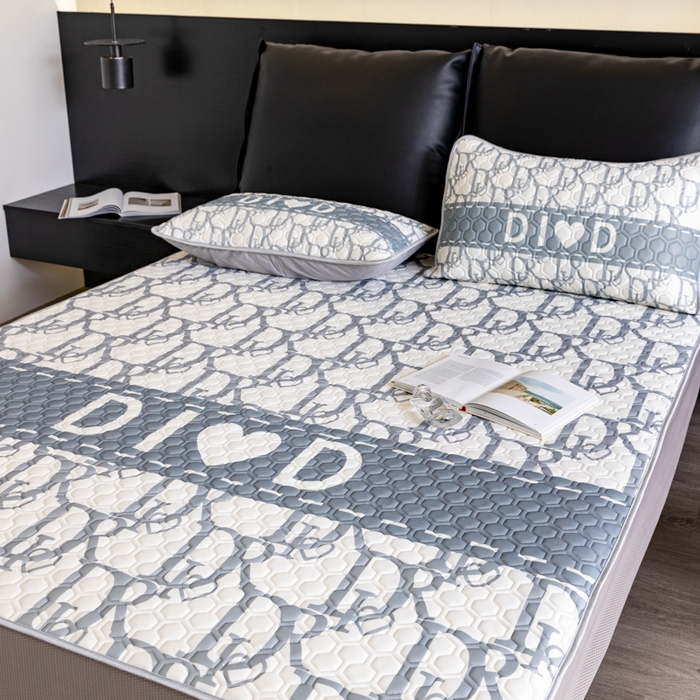 91家纺网 家纺一手货源 找家纺 摩卡 2024新品凉感丝床笠乳胶凉席三件套 真我