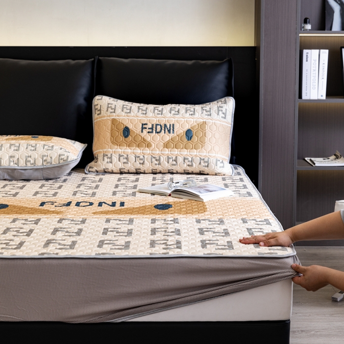 91家纺网 家纺一手货源 找家纺 摩卡 2024新品凉感丝床笠乳胶凉席三件套 迷你