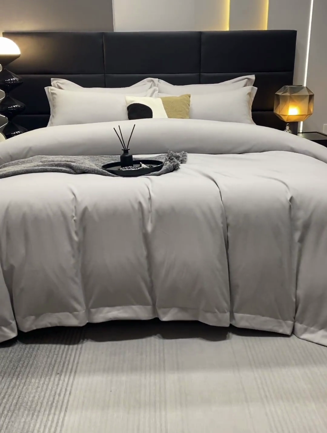 91家纺网 家纺一手货源 找家纺 乐卧家居 2026新款加厚160克宽边宾馆酒店四件套 宽边-高级灰