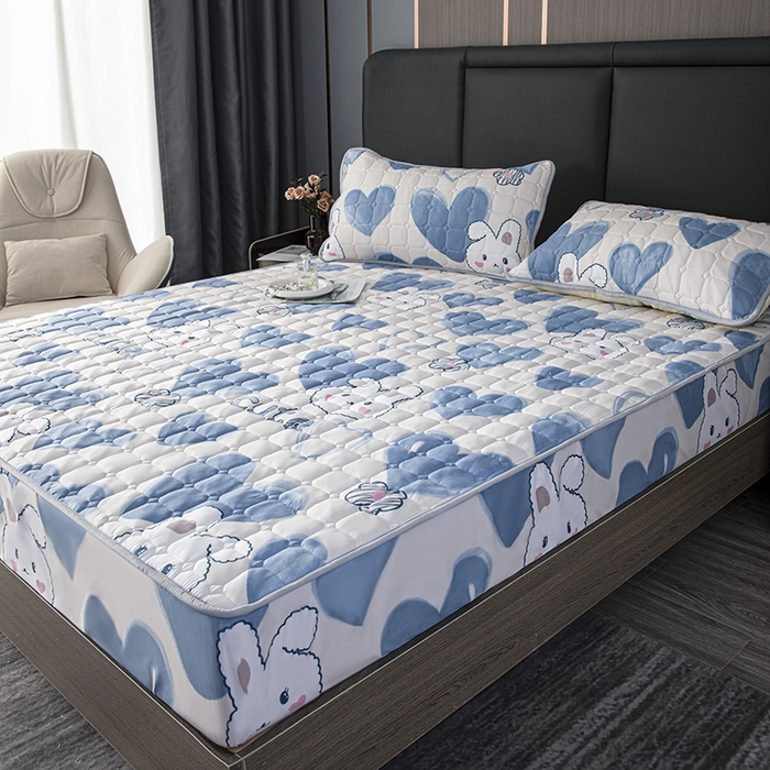 91家纺网 家纺一手货源 找家纺 暖季 2025新款印花磨毛夹棉床笠 心动小兔