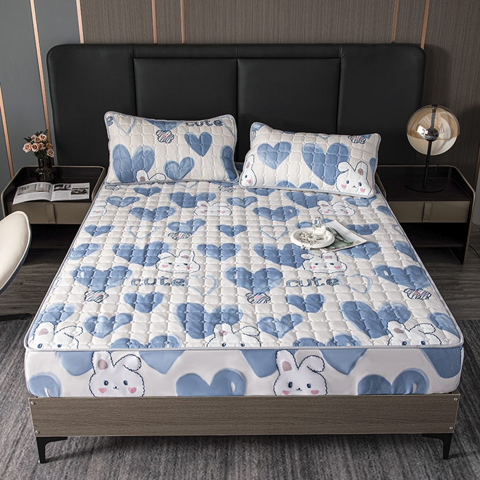 91家纺网 家纺一手货源 找家纺 暖季 2025新款印花磨毛夹棉床笠 心动小兔