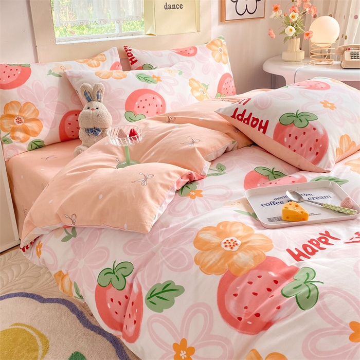 91家纺网 家纺一手货源 找家纺 多品家纺 2023新款13070全棉单被套暗线 草莓圣代