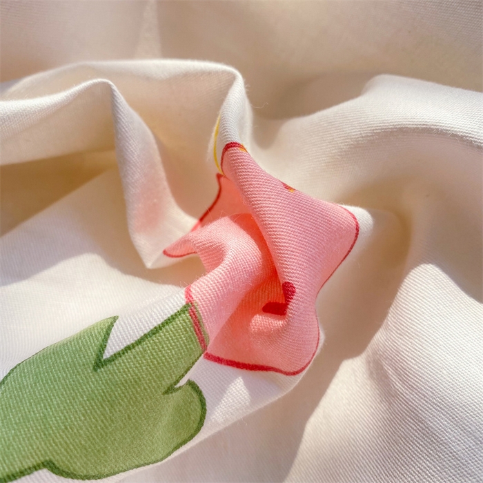 91家纺网 家纺一手货源 找家纺 多品家纺 2023新款13070全棉单被套暗线 花季兔