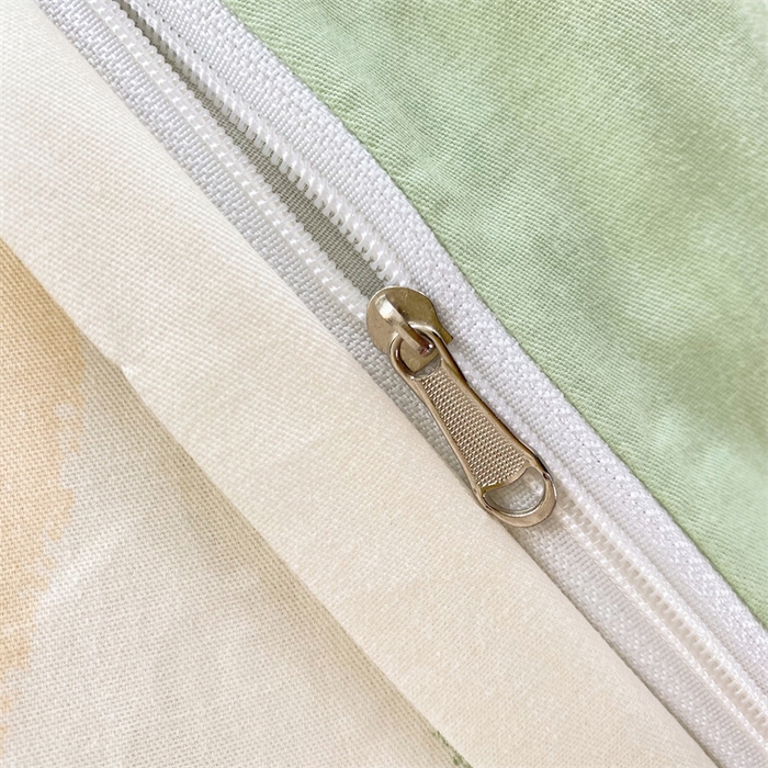 91家纺网 家纺一手货源 找家纺 多品家纺 2023新款13070全棉单被套暗线 梦幻花朵