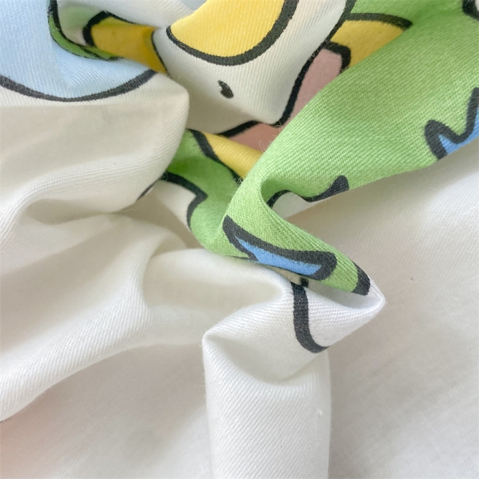 91家纺网 家纺一手货源 找家纺 多品家纺 2023新款13070全棉单被套暗线 宇宙超人