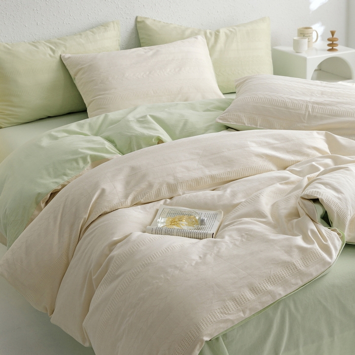 91家纺网 家纺一手货源 找家纺 艾莱家纺 2023新款大麦华夫格水洗棉大提花四件套 大麦：奶油黄+浅绿