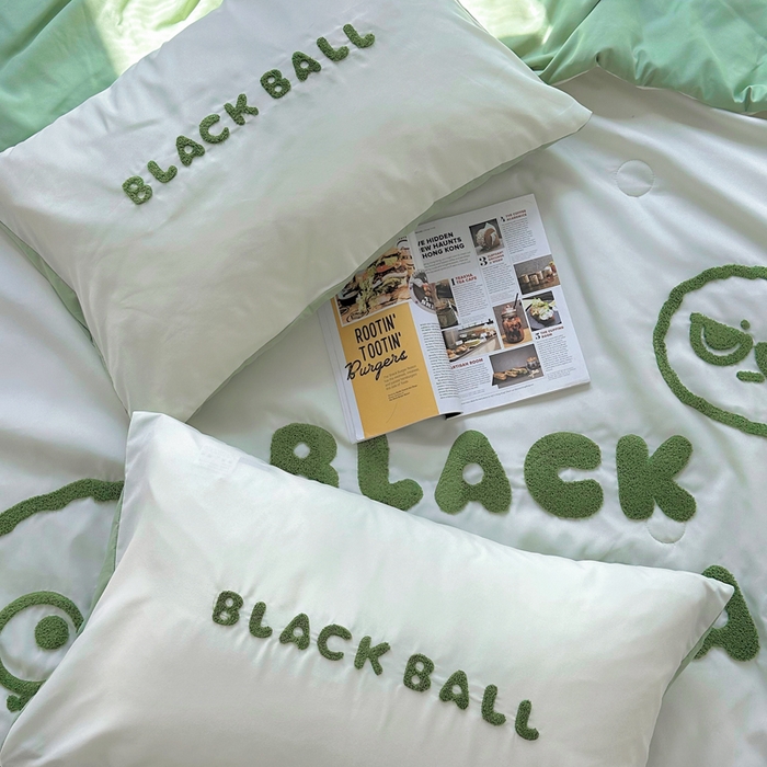 91家纺网 家纺一手货源 找家纺 眠帛 2024新款A类水洗棉毛巾绣夏被四件套—精灵系列 精灵果绿