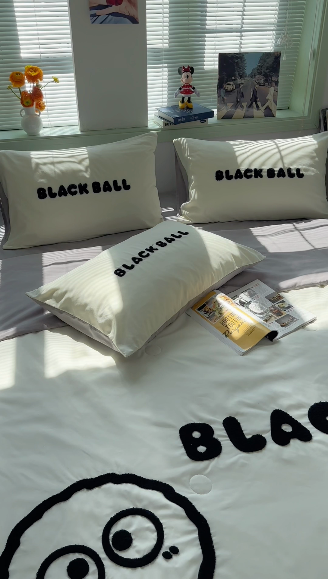 91家纺网 家纺一手货源 找家纺 眠帛 2024新款A类水洗棉毛巾绣夏被四件套—精灵系列 精灵浅灰