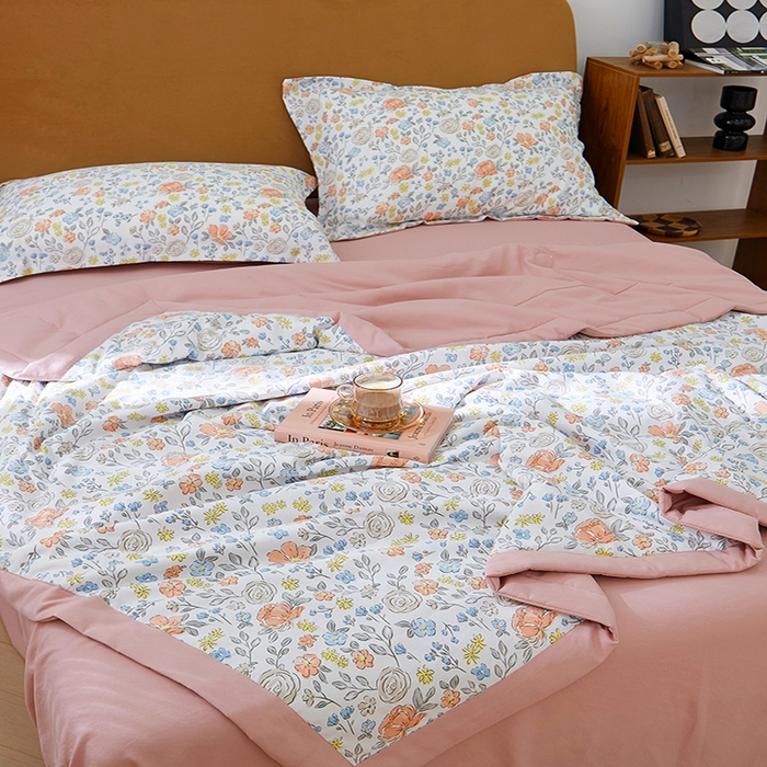 91家纺网 家纺一手货源 找家纺 33 新款A类水洗棉麻双层纱印花大豆被夏被四件套风格二 花花世界