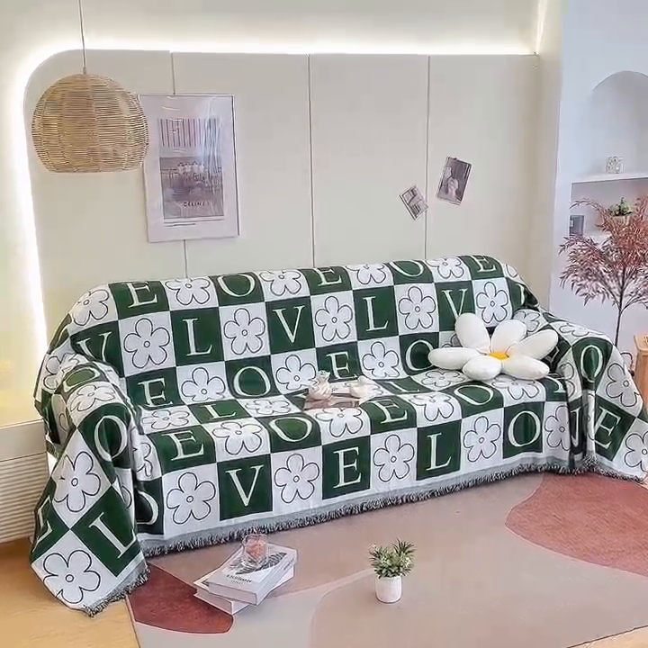 91家纺网 家纺一手货源 找家纺 启博家纺 2023新款雪尼尔流苏款沙发垫沙发套沙发巾 简爱-绿