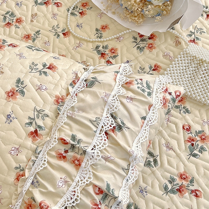 91家纺网 家纺一手货源 找家纺 （总）罗艺轩 2024新款法式风蕾丝夹棉床裙三件套-花想容