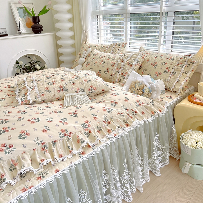 91家纺网 家纺一手货源 找家纺 （总）罗艺轩 2024新款法式风蕾丝夹棉床裙三件套-花想容