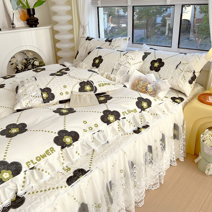 91家纺网 家纺一手货源 找家纺 罗艺轩 2024新款法式风蕾丝夹棉床裙三件套 花想容-花漾青春