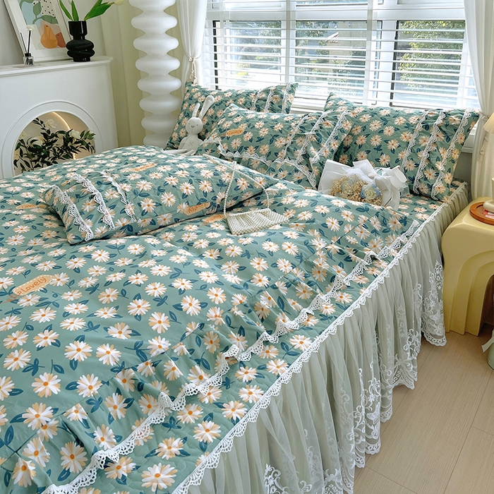 91家纺网 家纺一手货源 找家纺 罗艺轩 2024新款法式风蕾丝夹棉床裙三件套 花想容-花影映艳