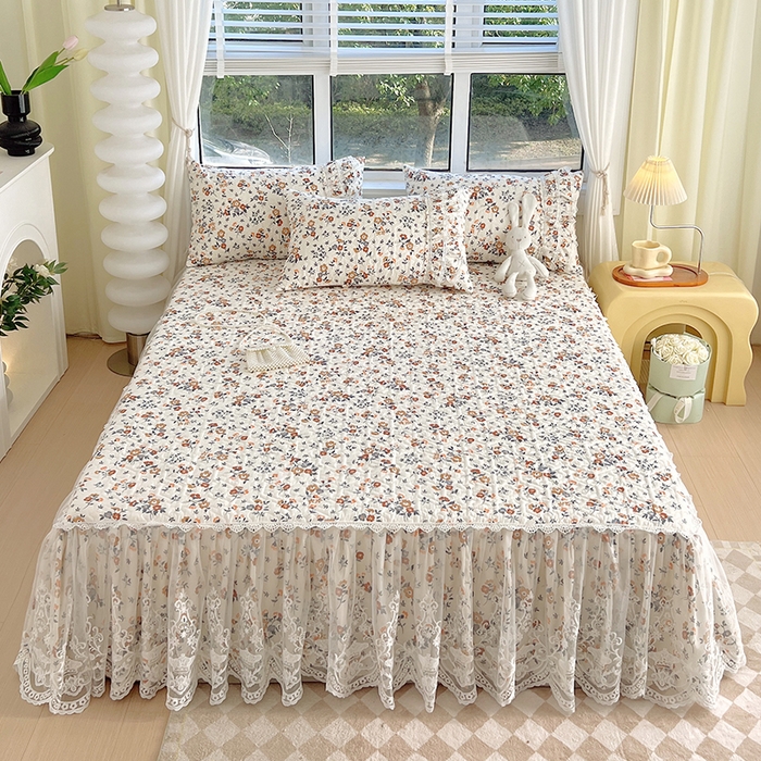 91家纺网 家纺一手货源 找家纺 罗艺轩 2024新款法式风蕾丝夹棉床裙三件套 花想容-森之语