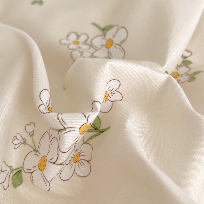 91家纺网 家纺一手货源 找家纺 罗艺轩 2024新款法式风蕾丝夹棉床裙三件套 花想容-清新花蕊