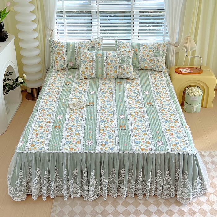 91家纺网 家纺一手货源 找家纺 罗艺轩 2024新款法式风蕾丝夹棉床裙三件套 花想容-元气甜心