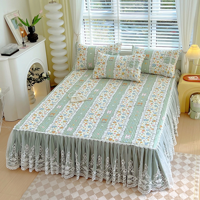 91家纺网 家纺一手货源 找家纺 罗艺轩 2024新款法式风蕾丝夹棉床裙三件套 花想容-元气甜心