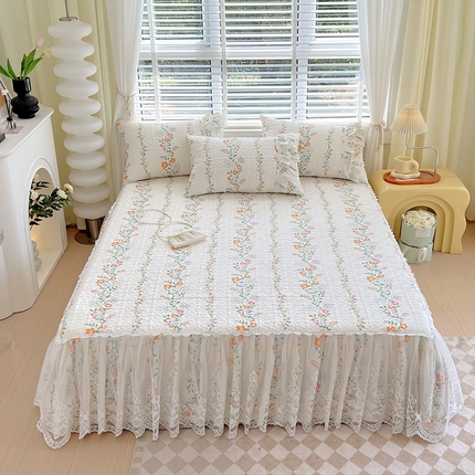 91家纺网 家纺一手货源 找家纺 罗艺轩 2024新款法式风蕾丝夹棉床裙三件套 花想容-花派印象