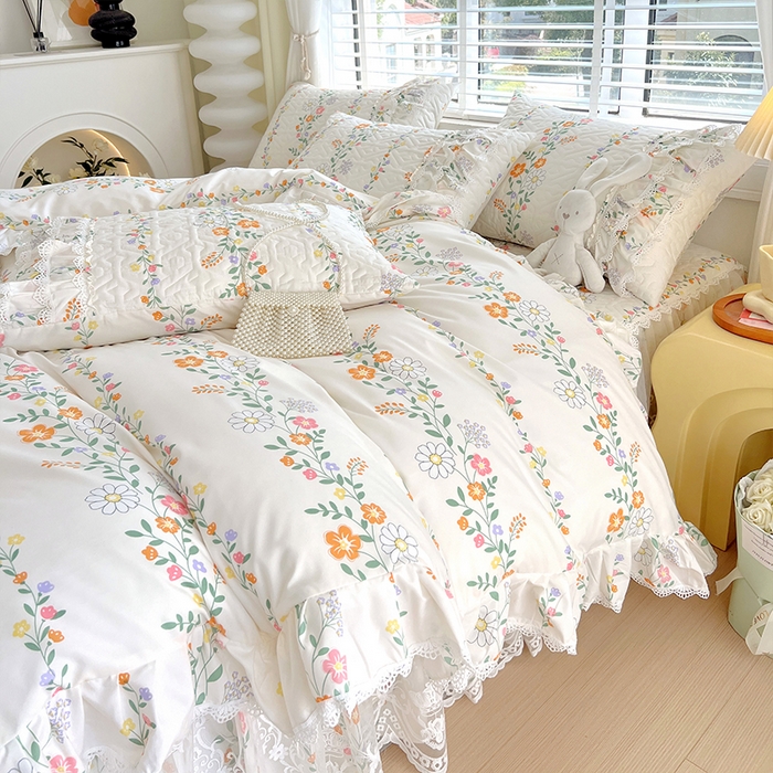 91家纺网 家纺一手货源 找家纺 罗艺轩 2024新款法式风蕾丝夹棉床裙款四件套 花想容-花派印象