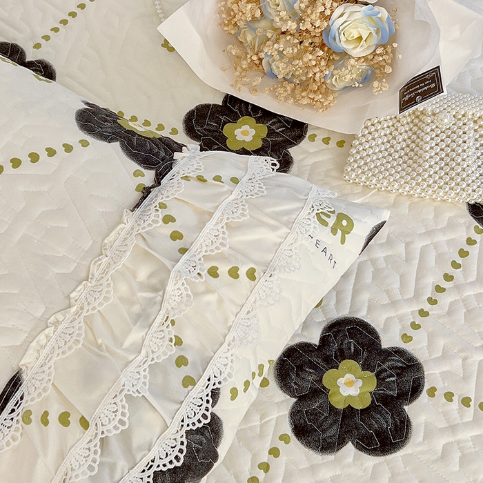 91家纺网 家纺一手货源 找家纺 罗艺轩 2024新款法式风蕾丝夹棉床裙款四件套 花想容-花漾青春