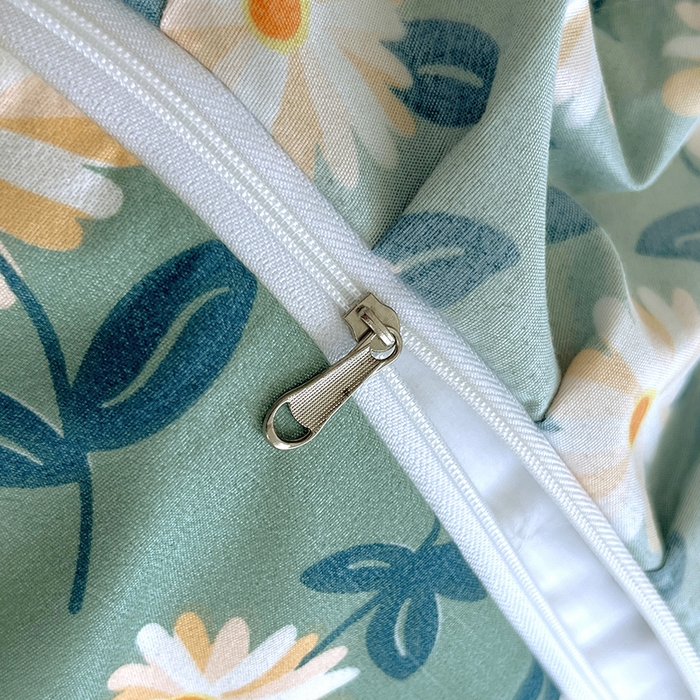 91家纺网 家纺一手货源 找家纺 罗艺轩 2024新款法式风蕾丝夹棉床裙款四件套 花想容-花影映艳