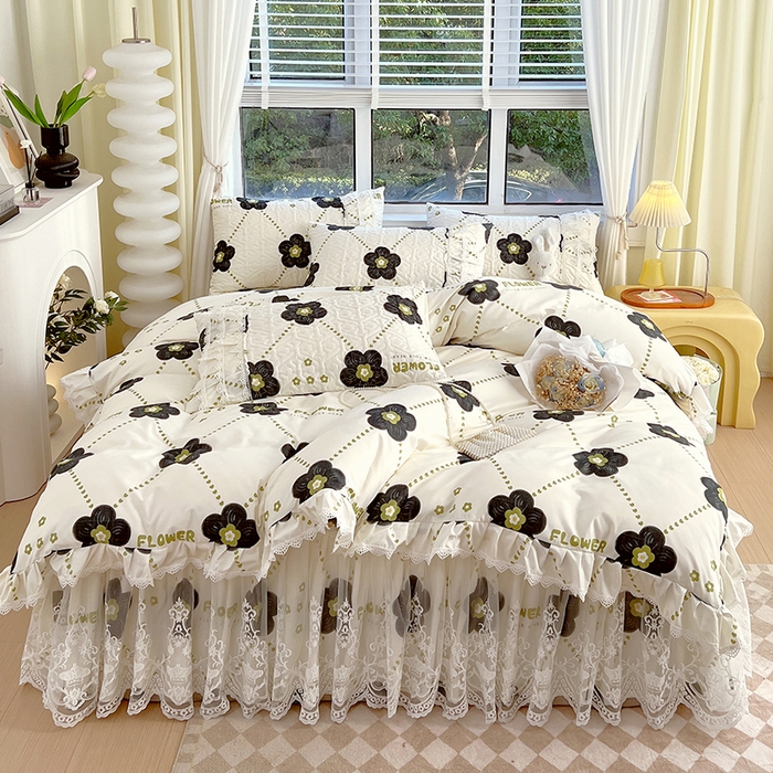 91家纺网 家纺一手货源 找家纺 罗艺轩 2024新款法式风蕾丝夹棉床裙款四件套 花想容-花漾青春